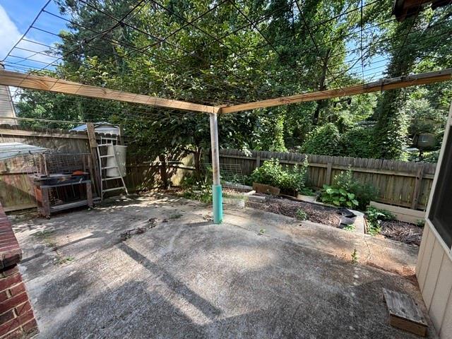 Building Photo - 2570 Trelipe Dr