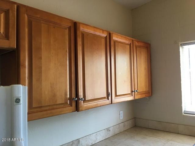 Building Photo - 7106 N 68th Dr