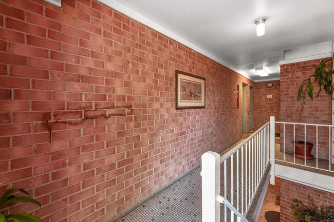 Interior Photo - 42ND FLATS