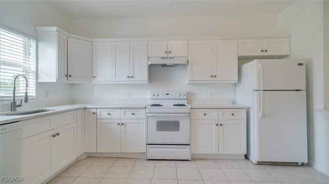 Building Photo - 5612 Rose Garden Rd