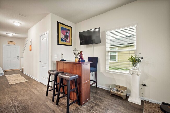 Building Photo - Beautifully Apportioned 2-Story Home in Fox Creek