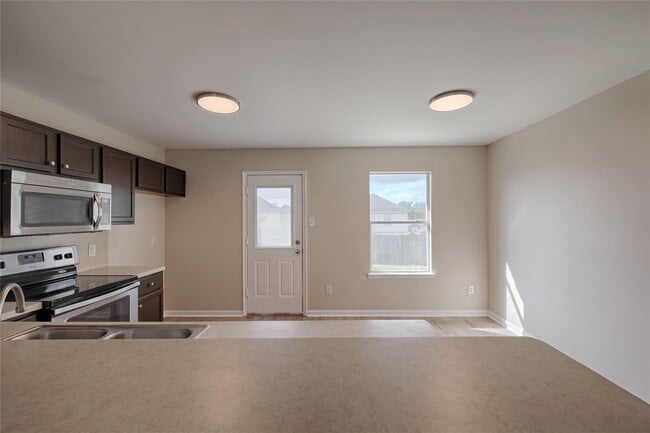 Building Photo - 14087 Running Bear Dr