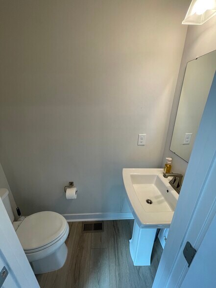 Building Photo - 3121 Coquina Ln