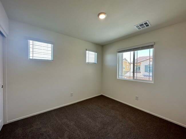 Building Photo - Cadence Modern 2-Story Townhome with Smart Features & Community Amenities