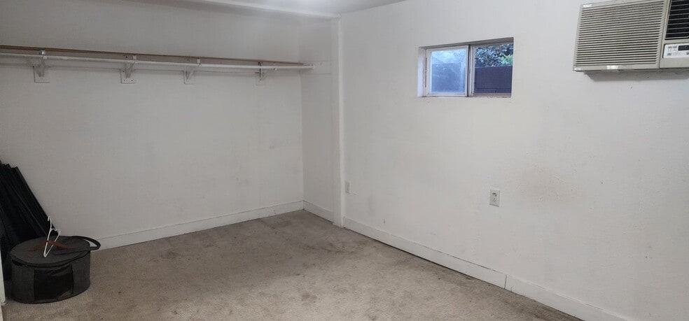 Building Photo - 3502 W Lone Cactus Dr