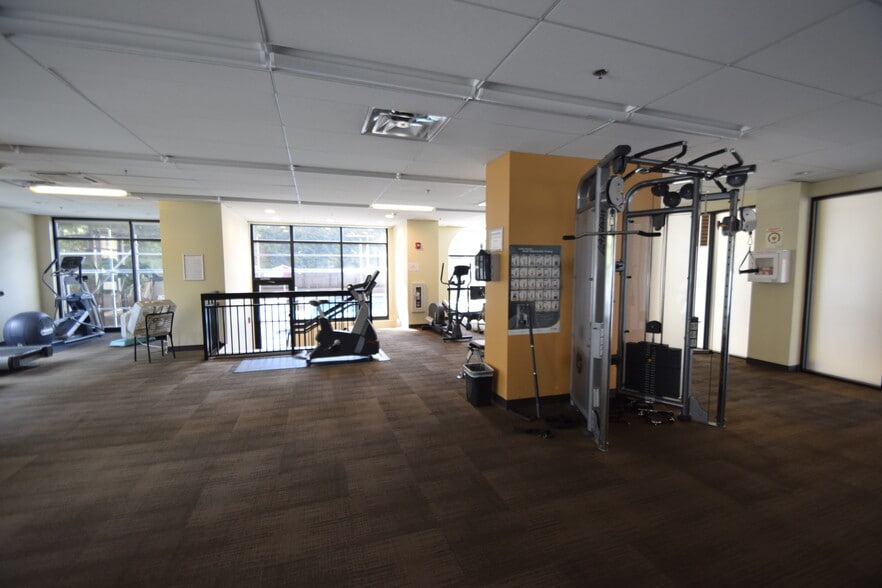 Building Photo - 60 Longwood Ave