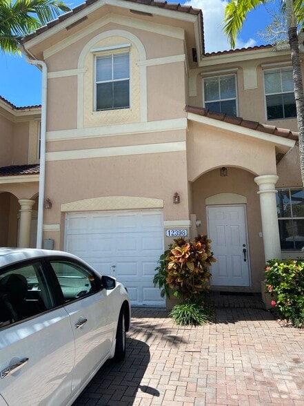 Front Entrance - 12398 SW 125th Ter