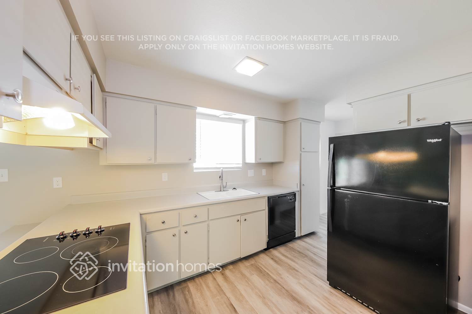 Building Photo - 4228 W Mission Ln