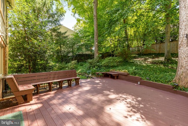 Building Photo - 1318 Round Oak Ct
