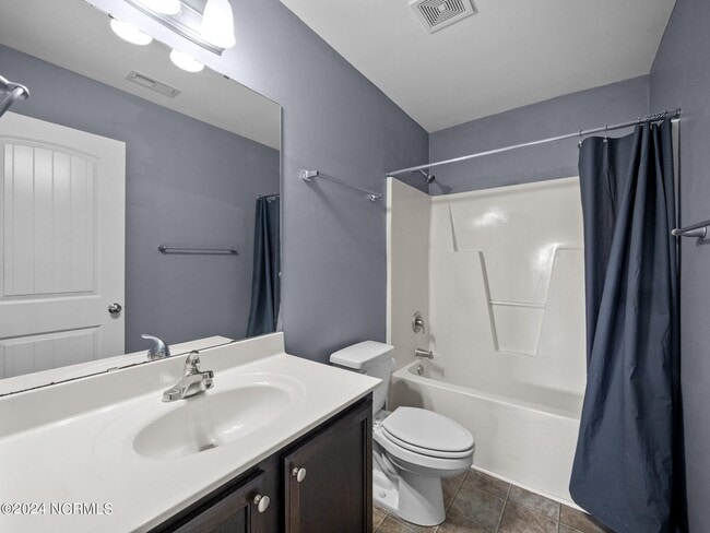 Building Photo - 420 Salvo Ct