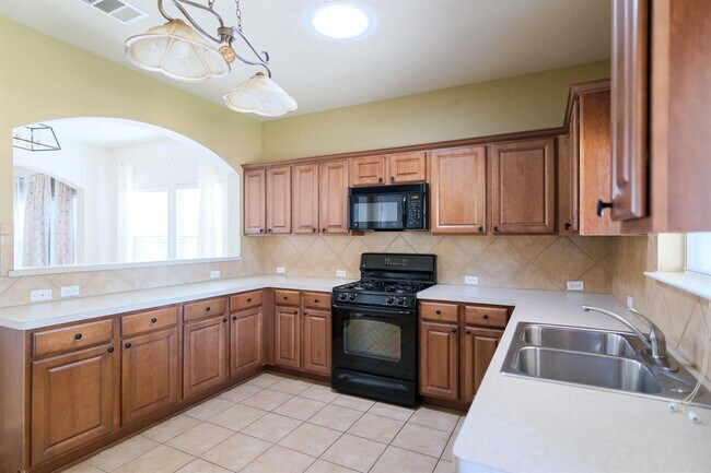 Building Photo - 10312 Lone Pine Ln