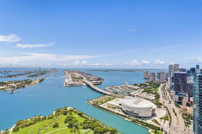 Building Photo - 1100 Biscayne Blvd
