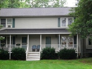 Building Photo - 111 Windham Rd
