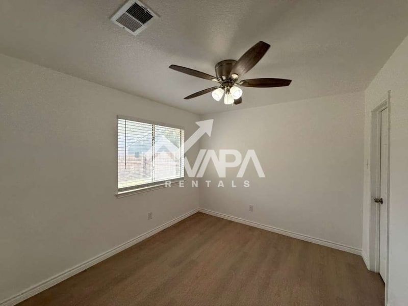 Building Photo - 3616 Candlernoll Cir