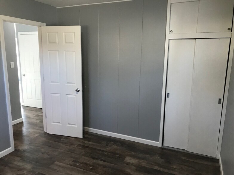 Bedroom 2 - 4204 Woodvale Dr