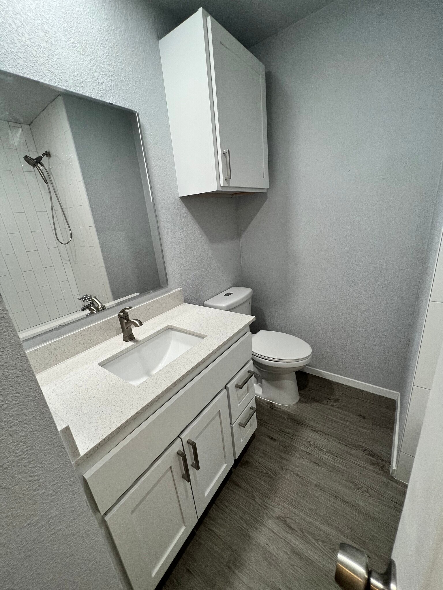 Building Photo - 6004 Ridgecrest Dr