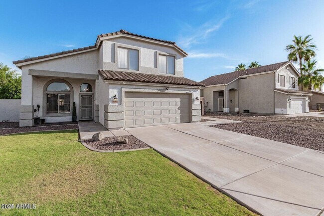 Building Photo - 3051 E Millbrae Ln