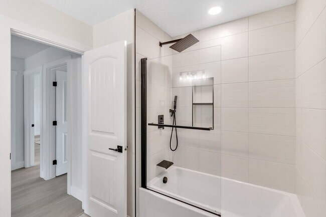 Building Photo - 4061 E Arch Dr