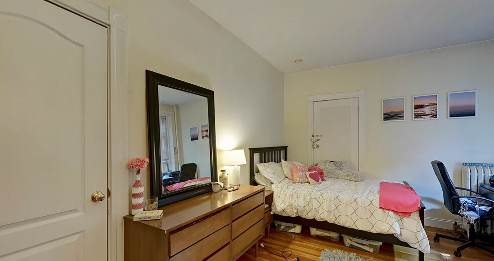 Building Photo - 1130 Commonwealth Ave