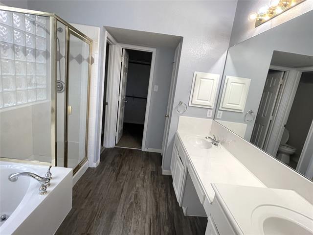 Building Photo - 2509 Cross Haven Dr