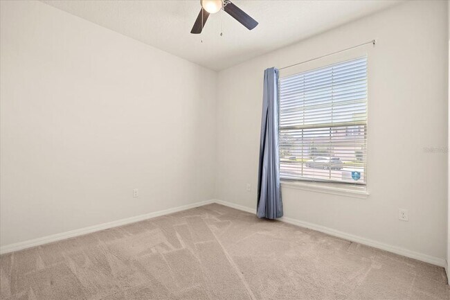 Building Photo - 3559 Southern Cross Lp