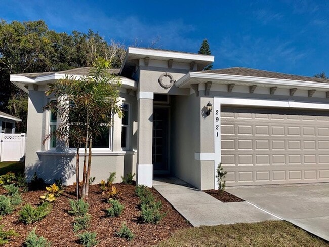 Building Photo - Newer Home waiting for you !