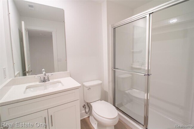 Building Photo - 49530 Coldwater Rdg Dr