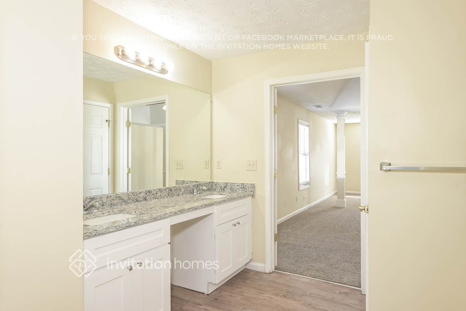 Building Photo - 6521 Carriage Ln