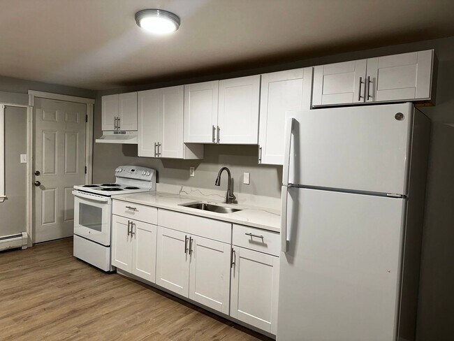 Building Photo - 54 Old Concord Turnpike