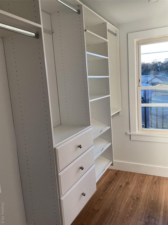 Building Photo - 50 Ridge St