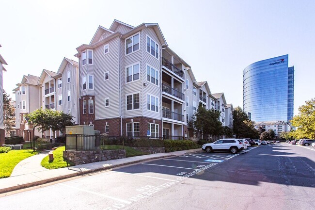 Building Photo - Fabulous 2br/2ba for rent in convenient Ga...