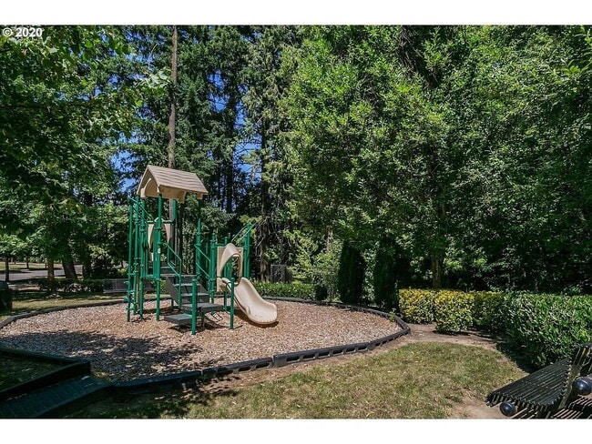 Building Photo - 153 NE Porto Way