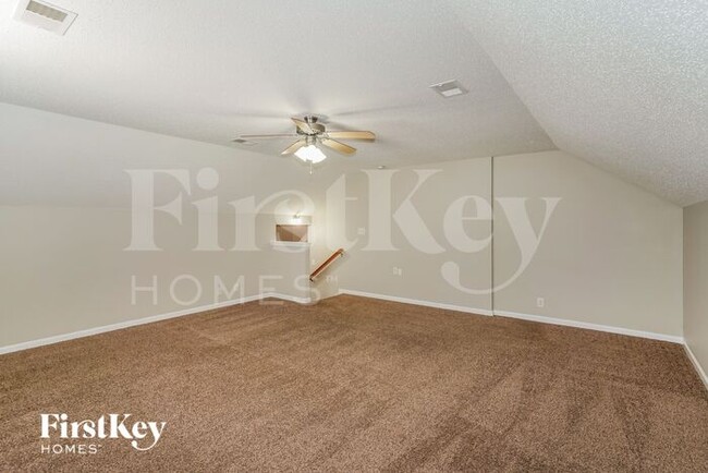 Building Photo - 1393 Jenny Ln