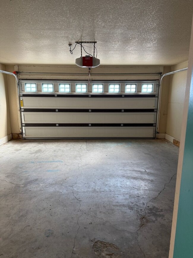 Building Photo - 4 Bedroom Home in Sonoma Ranch