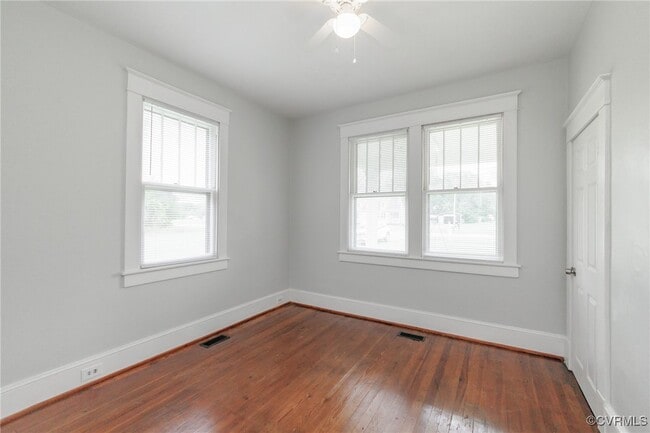 Building Photo - 4201 Hickory Rd