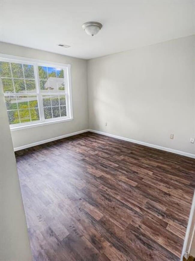 Building Photo - 303 Stone Briar Lane, Easley SC