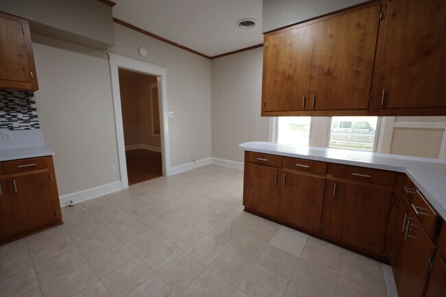 Building Photo - 2389 CR 158