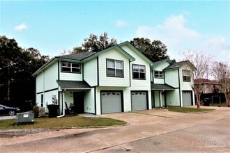 Building Photo - 6248 Hamilton Bridge Rd