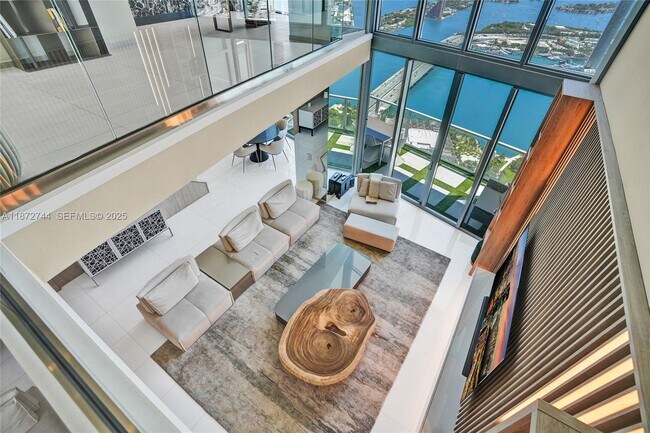 Building Photo - 1100 Biscayne Blvd