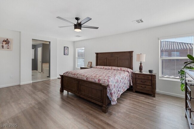 Building Photo - 6717 Yellowhammer Pl