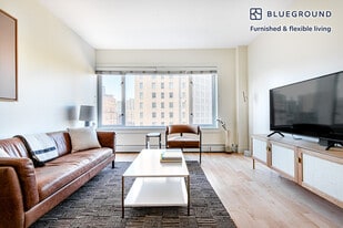 Building Photo - 899 Pine St