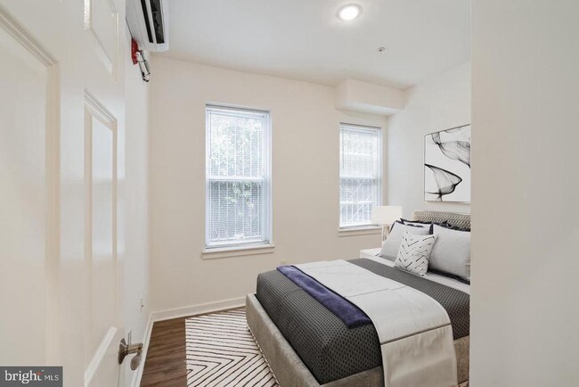 Primary Photo - 407 S 42nd St