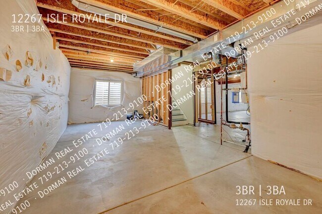 Building Photo - 12267 Isle Royale Dr