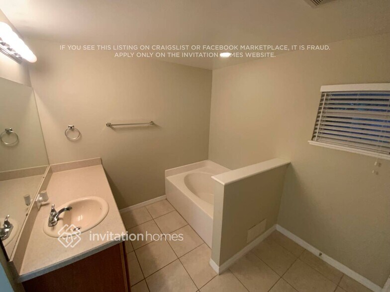 Building Photo - 1913 Maury Rd