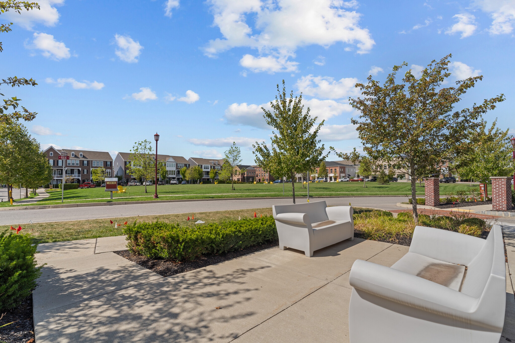 Building Photo - 701 Halcyon Ln