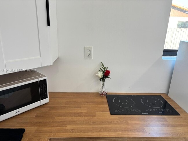 Building Photo - 10405 SW 107th Terrace