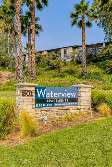 Building Photo - Waterview