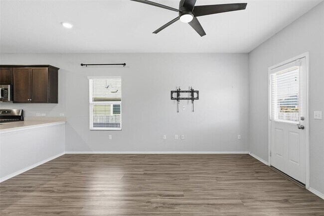 Building Photo - 7607 Ivy Trellis Trl