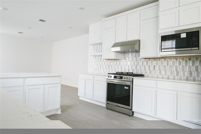 Building Photo - 6415 Orchid Bch Dr