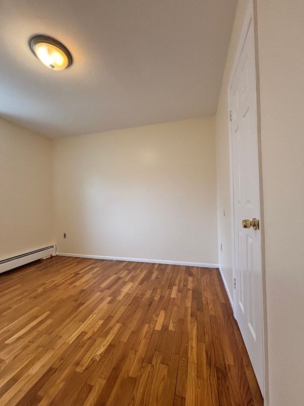 Building Photo - 2813 Gunther Ave